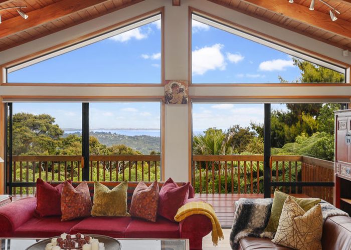  at 280 Shaw Road, Titirangi, Auckland