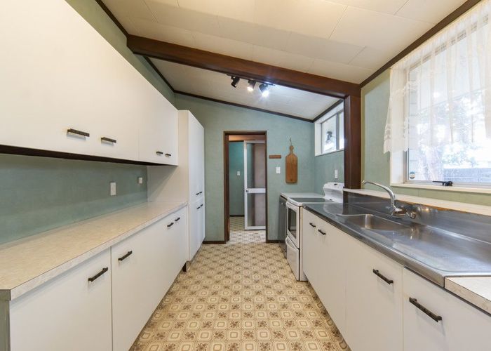  at 44 Elmwood Crescent, Pukete, Hamilton
