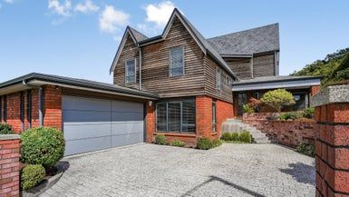  at 59 Miromiro Road, Normandale, Lower Hutt