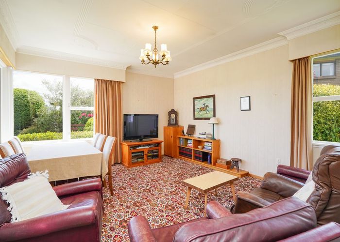  at 9 Cruickshank Crescent, Rosedale, Invercargill