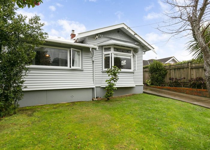  at 17 Fernlea Avenue, Karori, Wellington, Wellington