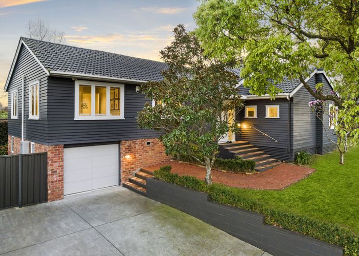  at 19 Paddington Street, Glen Innes, Auckland