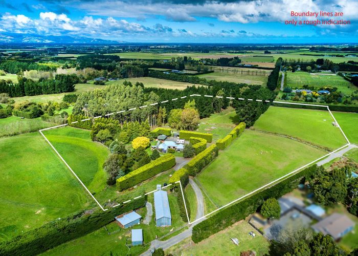 Free property data for 107 Langdales Road, West Melton homes.co.nz