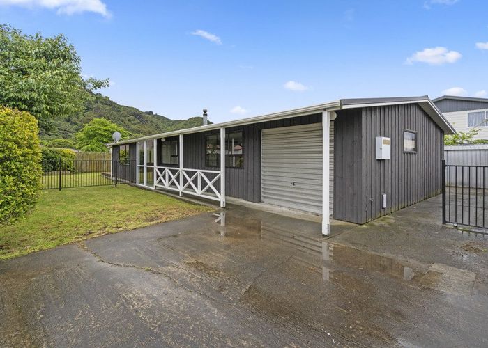 at 7 Laredo Grove, Totara Park, Upper Hutt