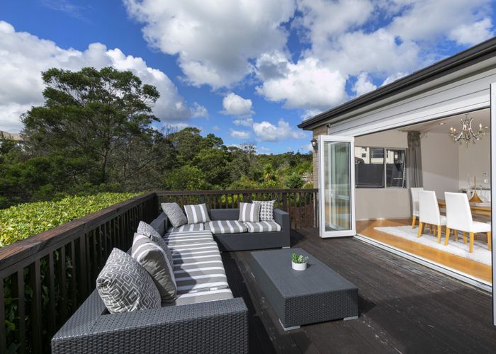  at 6 Mural Place, Greenhithe, Auckland
