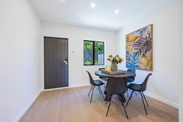  at 8/6 Harrison Avenue, Belmont, Auckland