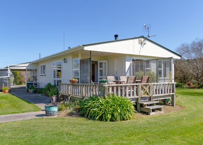  at 106 Soldiers Road, Tangimoana, Palmerston North