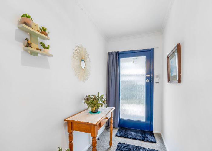  at 42 Waratah Street, Avondale, Christchurch City, Canterbury