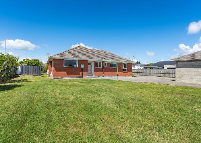  at 92 Bridge Street, New Brighton, Christchurch