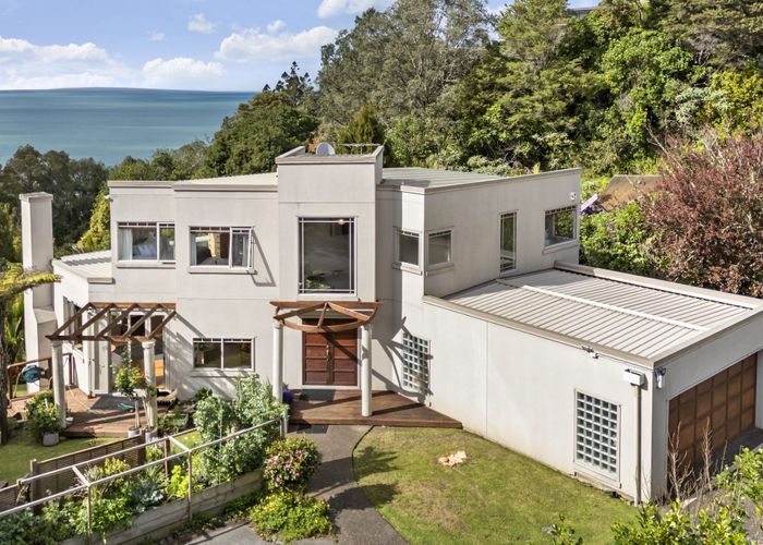  at 192B Cliff View Drive, Green Bay, Waitakere City, Auckland