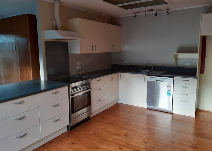 at 24 Glenmore Street, Glenleith, Dunedin, Otago