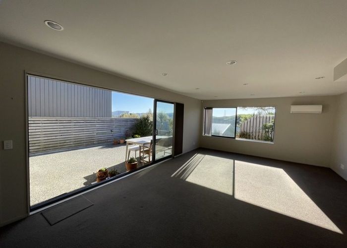 at 15 Lacebark Lane, Woodridge, Wellington, Wellington