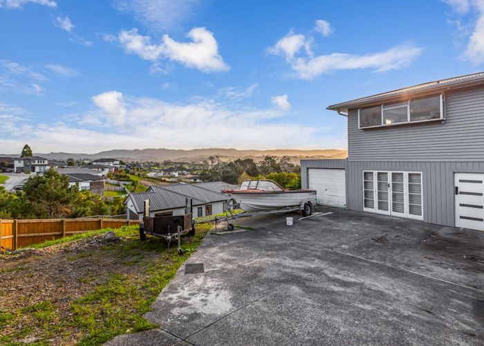  at 3 Springhill Lane, Sunnyvale, Auckland