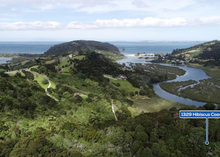  at 1329 Hibiscus Coast Highway, Waiwera, Rodney, Auckland