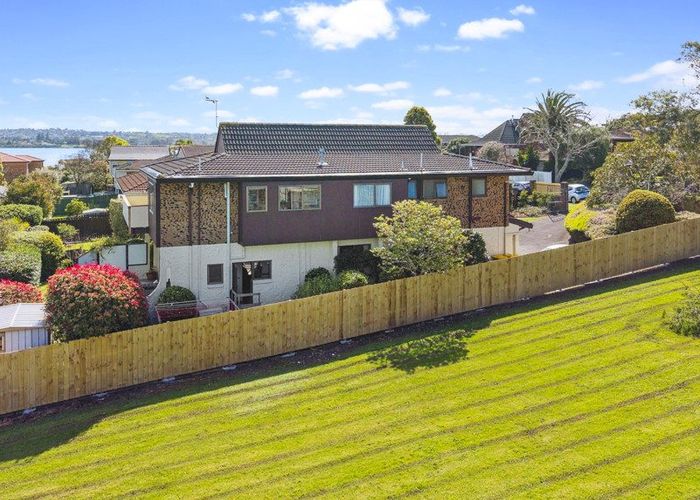 at 2 Venus Place, Half Moon Bay, Manukau City, Auckland