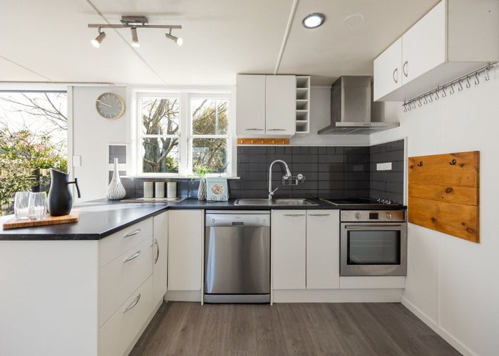  at 10 Sayer Street, Frankton, Hamilton, Waikato