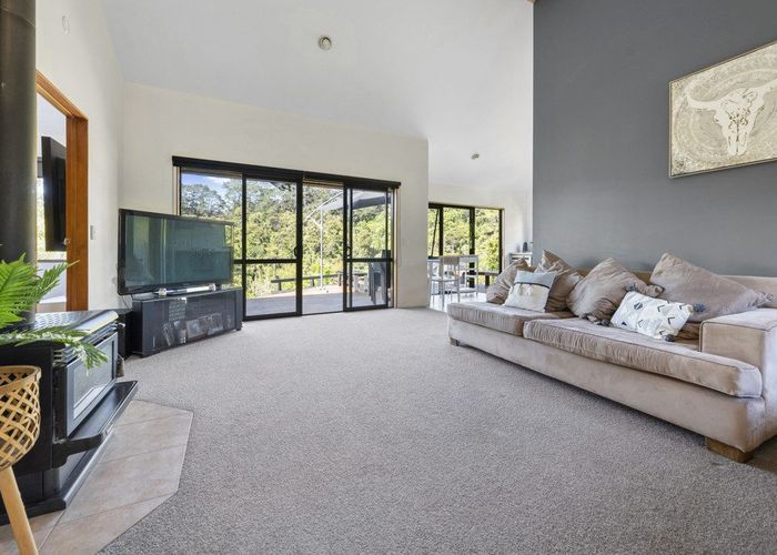  at 46 Stoney Creek Drive, Henderson