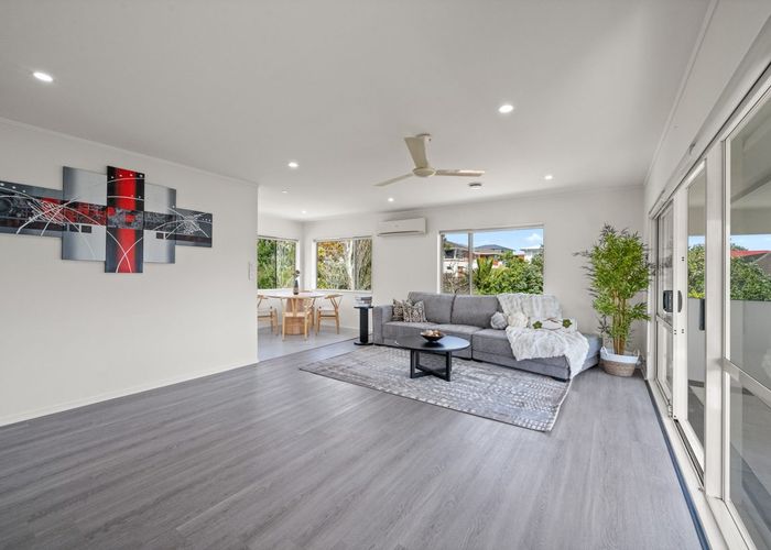  at 99B Boundary Road, Blockhouse Bay, Auckland City, Auckland