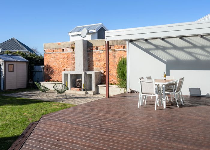  at 19 Pretoria Avenue, Saint Clair, Dunedin
