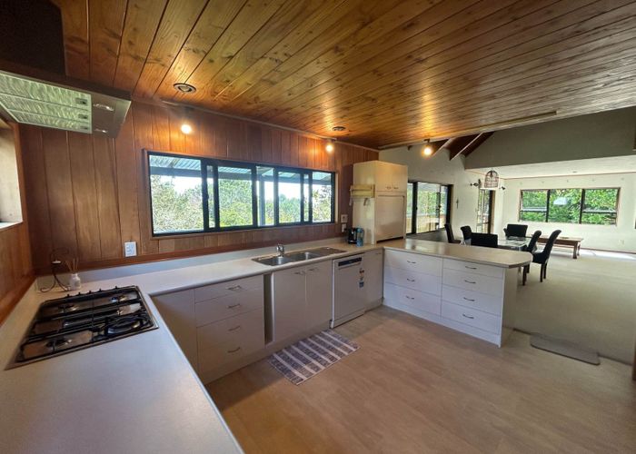  at 1 Dalmeny Close, Murrays Bay, North Shore City, Auckland