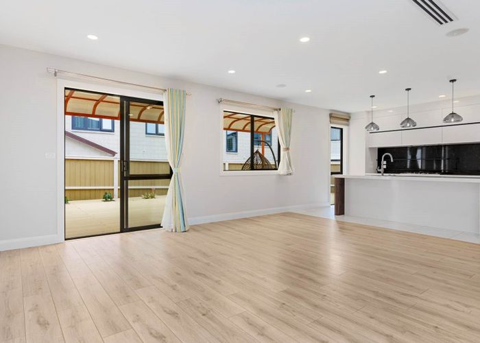  at 15B Wicklam Lane, Greenhithe, Auckland