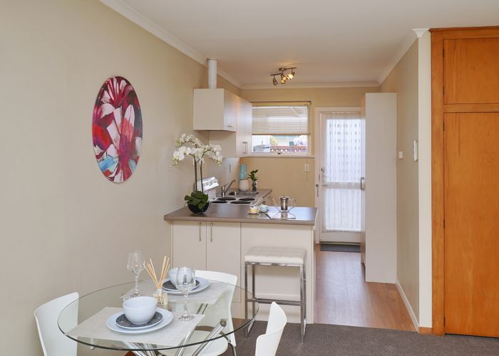  at 2/33 Eastling Street, Bishopdale, Christchurch