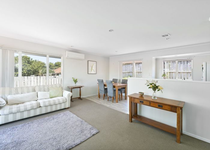  at 13 Legacy Drive, Henderson, Auckland