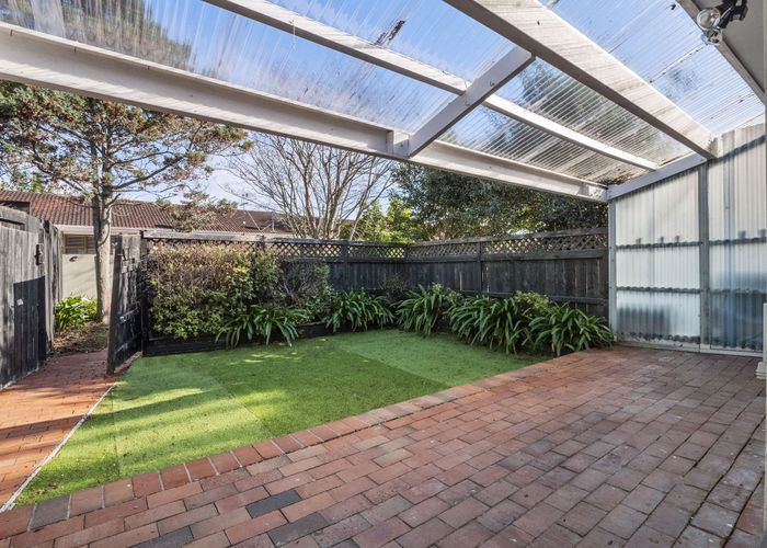  at 4/45 Abbotts Way, Remuera, Auckland
