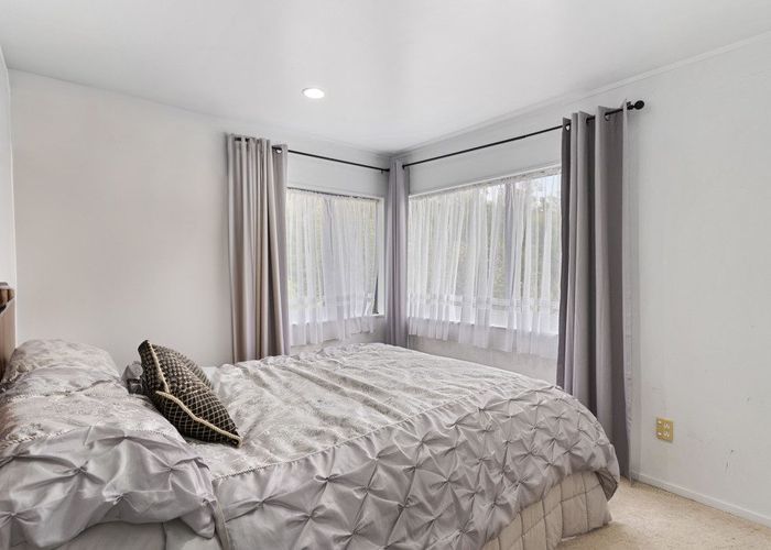  at 7 Greenridge Court, Glenfield, Auckland