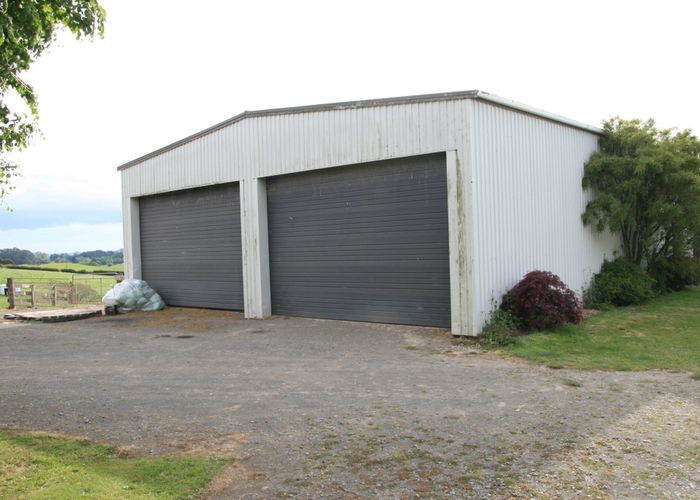  at 693 Bird Road, Pukengahu