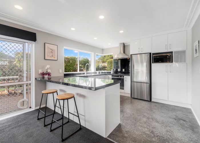  at 94 Carnoustie Drive, Wattle Downs, Auckland