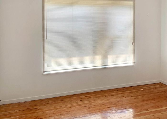  at 11/9 Mountain Road, Mount Wellington, Auckland City, Auckland