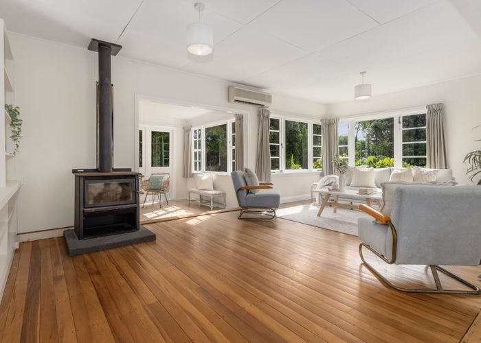  at 1 Raebern Lane, Raumati Beach, Kapiti Coast, Wellington