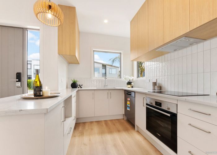  at 31 Lockheed Street, Hobsonville, Auckland