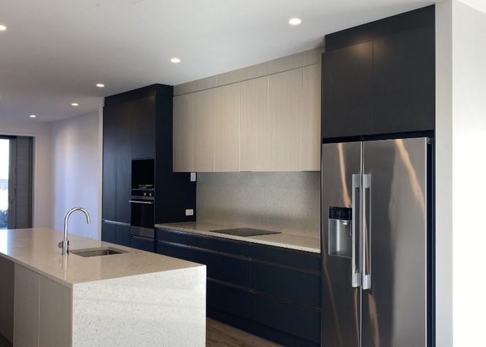  at 5 Gunn Way, Hobsonville, Waitakere City, Auckland