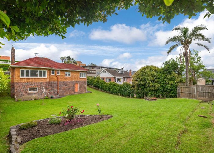  at 3 Rarere Road, Takapuna, North Shore City, Auckland