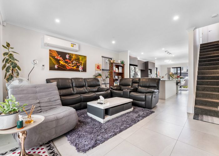  at 13 Richard Petterd Way, Swanson, Waitakere City, Auckland
