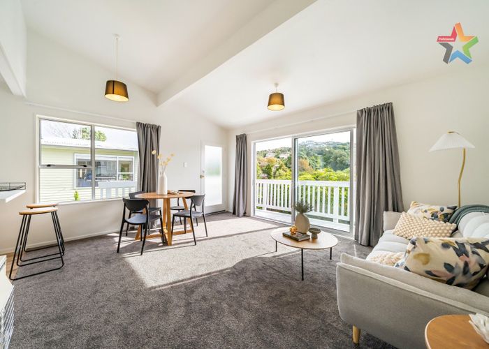  at 100a Normandale Road, Normandale, Lower Hutt, Wellington