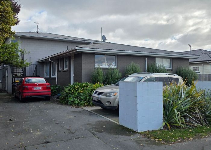  at 6/13 Newnham Terrace, Upper Riccarton, Christchurch