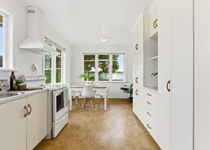  at 15 Egmont Street, Castlecliff, Whanganui, Manawatu / Whanganui