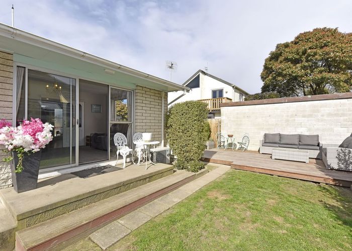 at 1/9a Avonhead Road, Avonhead, Christchurch City, Canterbury