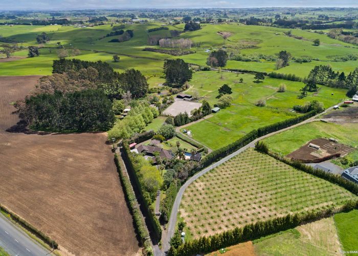  at 393A Burtt Road, Runciman, Drury
