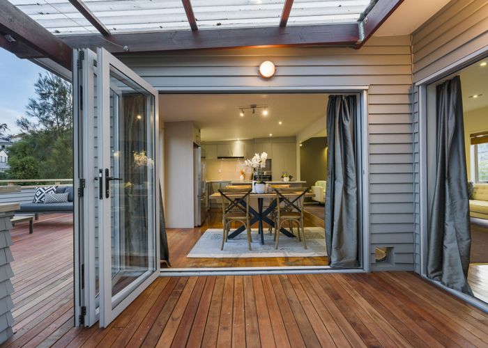  at 34 Kiteroa Terrace, Rothesay Bay, North Shore City, Auckland