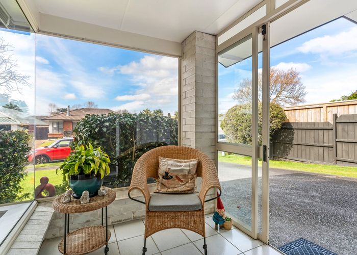  at 1/8 Solana Court, Botany Downs, Manukau City, Auckland