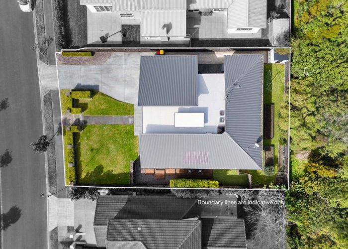  at 23 Langdale Court, Huntington, Hamilton