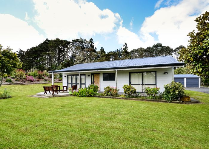  at 121 Chamberlain Road, Massey, Auckland