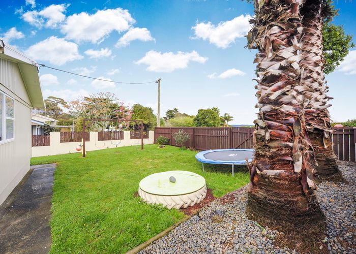  at 83 Sunnyvale Road, Massey, Auckland