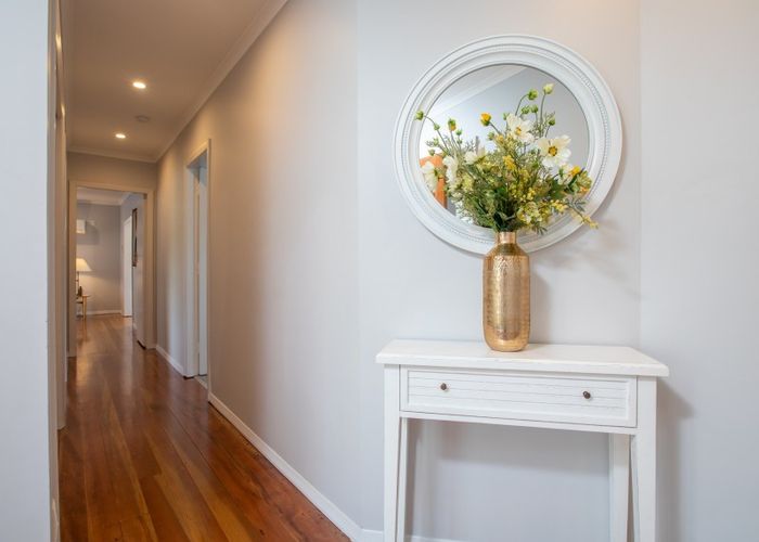  at 75 Oxford Street, Tawa, Wellington