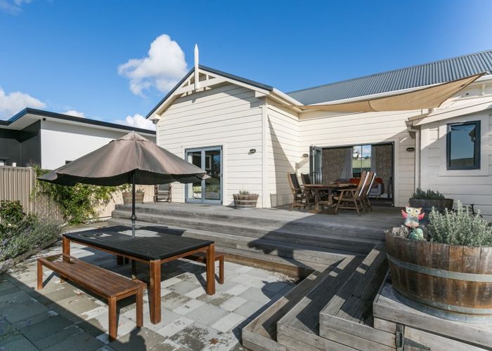  at 9 Bowling Road, Greenmeadows, Napier