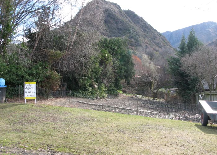  at 4 Derby Street, Arrowtown, Arrowtown